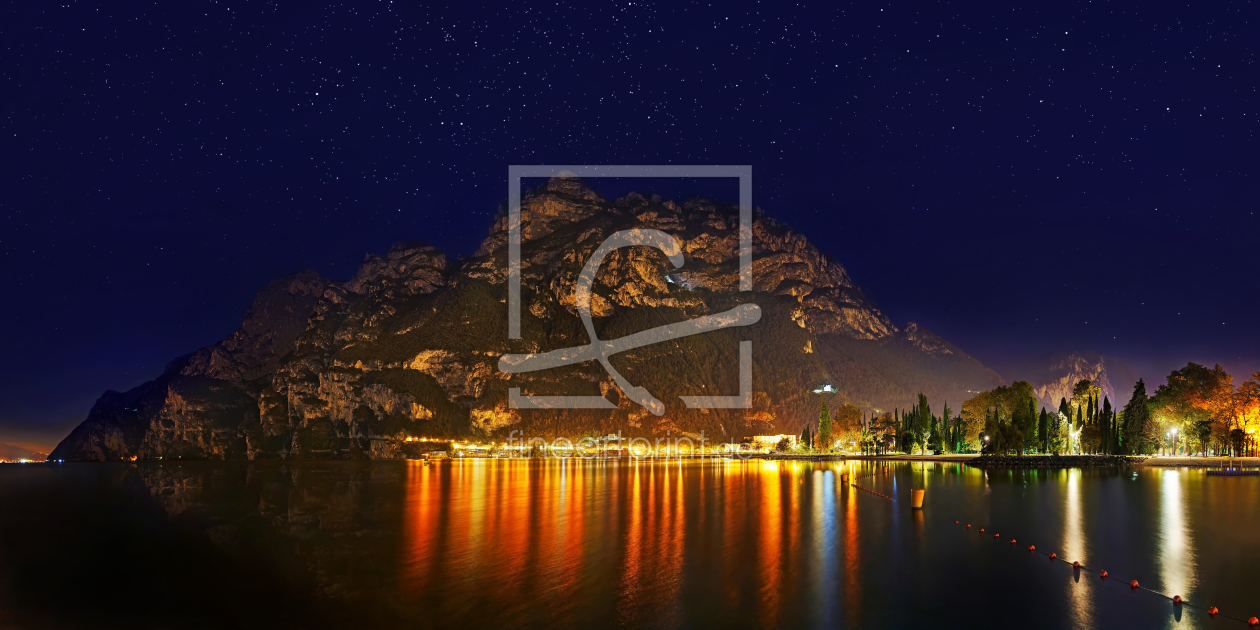11950604 Riva Del Garda Sternenhimmel Erstellt Von - Night - HD Wallpaper 