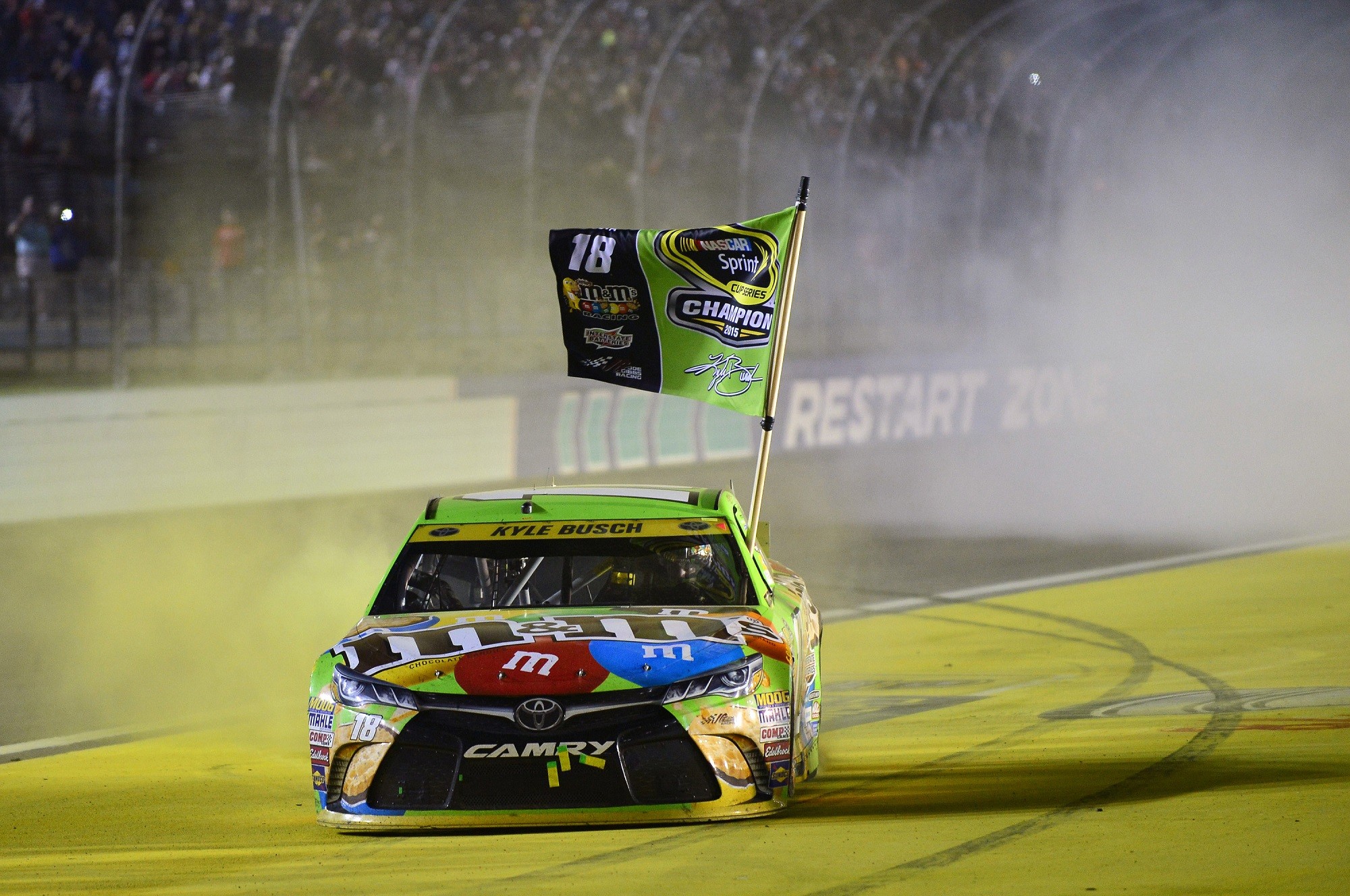 2000x1328, Photo Courtesy Of Joe Gibbs Racing 
 Data - Kyle Busch 2015 Championship - HD Wallpaper 