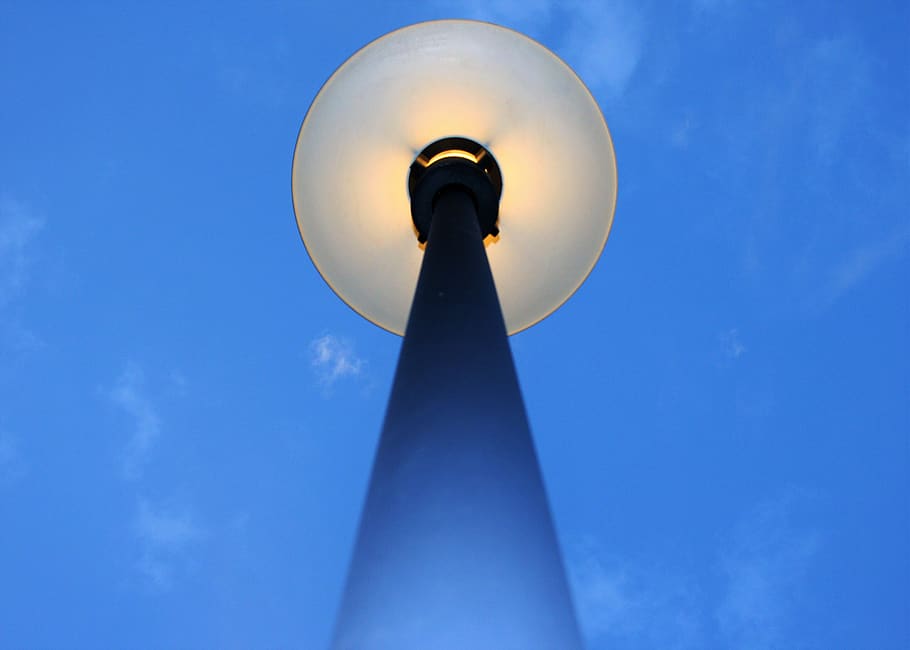 Lebanon, Beirut, Beirut Central District, Pole, Yellow, - Architecture - HD Wallpaper 