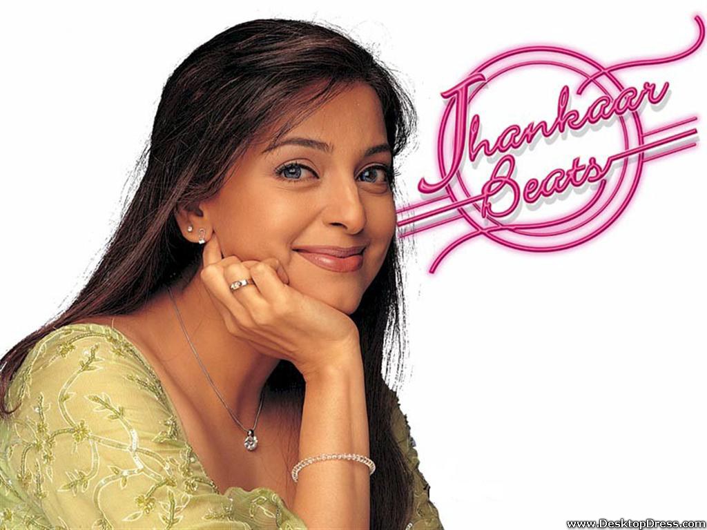 Juhi Chawla - Jhoi Chawla - HD Wallpaper 