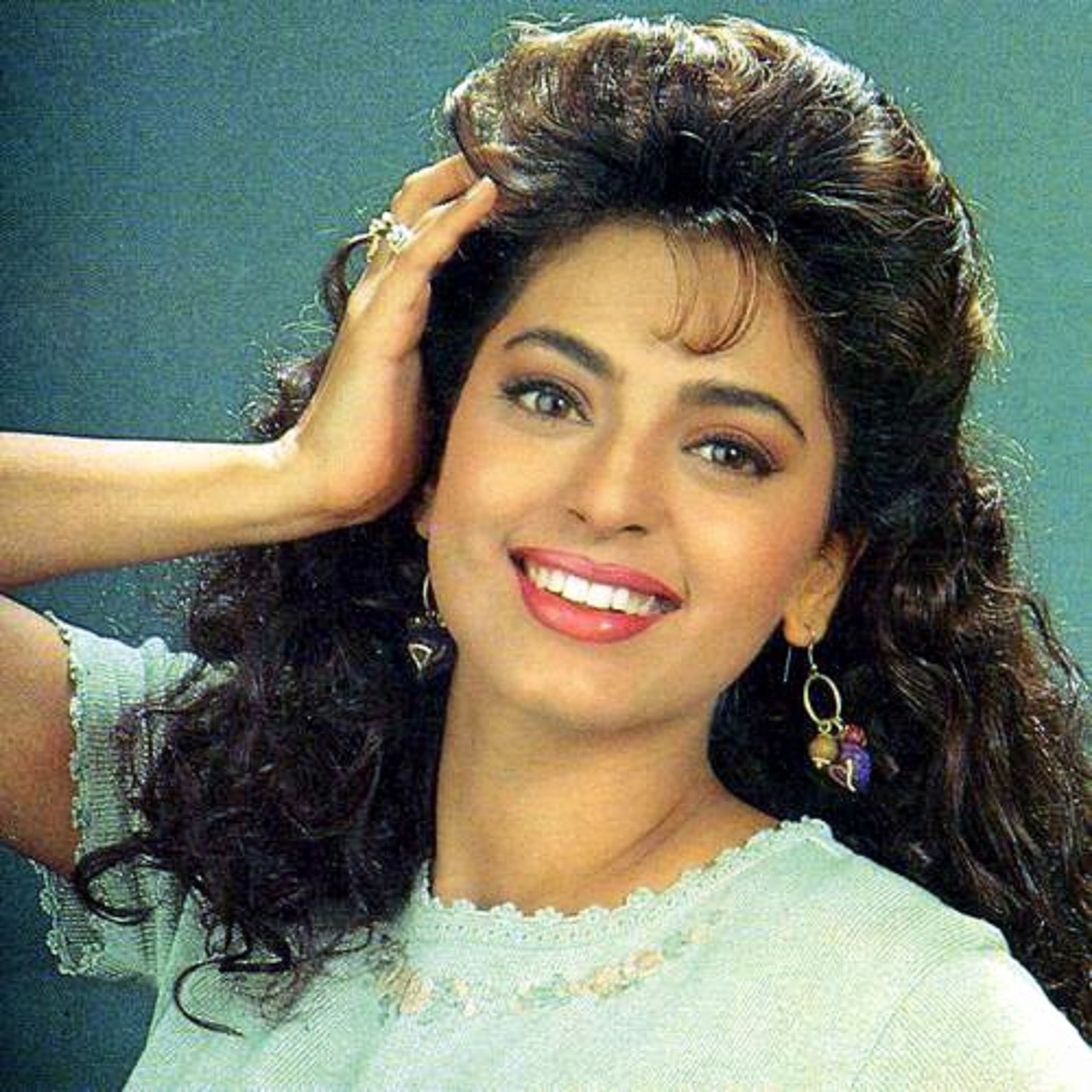 Juhi Chawla Images Hd Wallpaper - Juhi Chawla - HD Wallpaper 