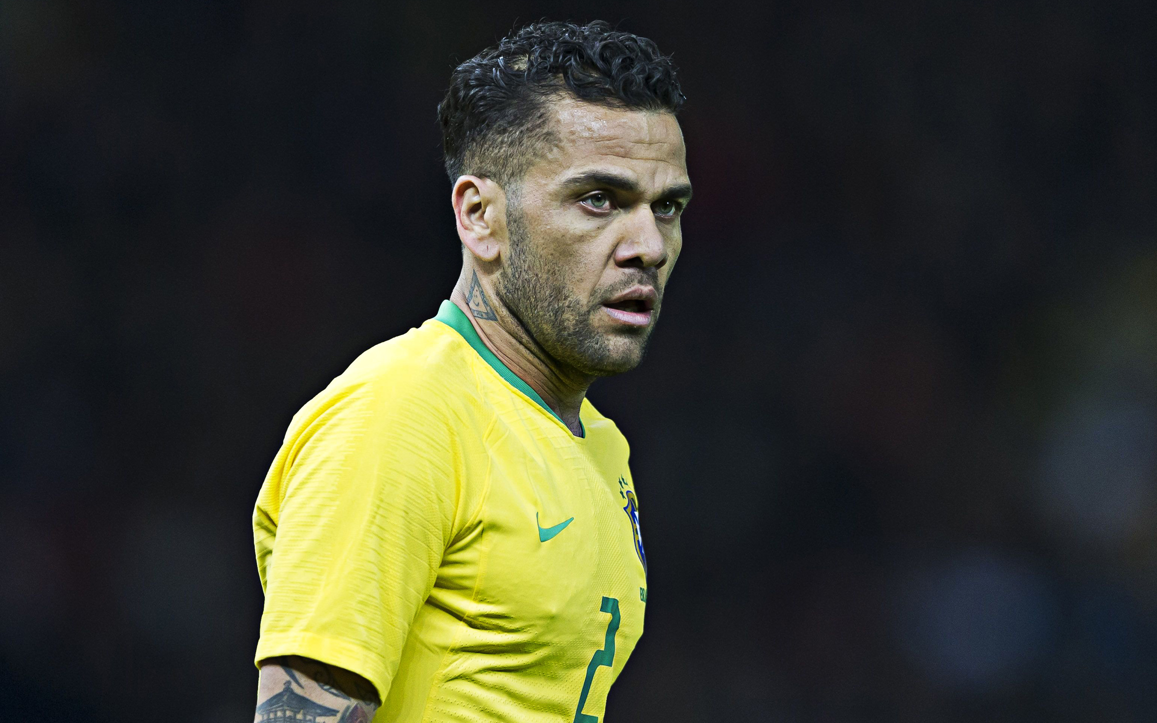 Dani Alves, 4k, Brazilian Football Player, Brazil National - Daniel Alves 4k - HD Wallpaper 