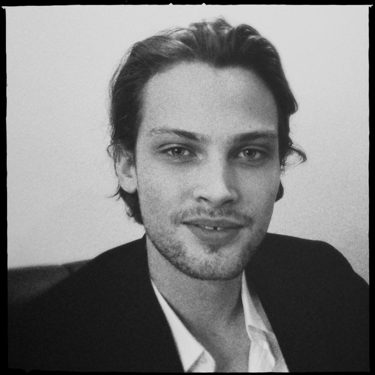 Pic - Gentleman - HD Wallpaper 