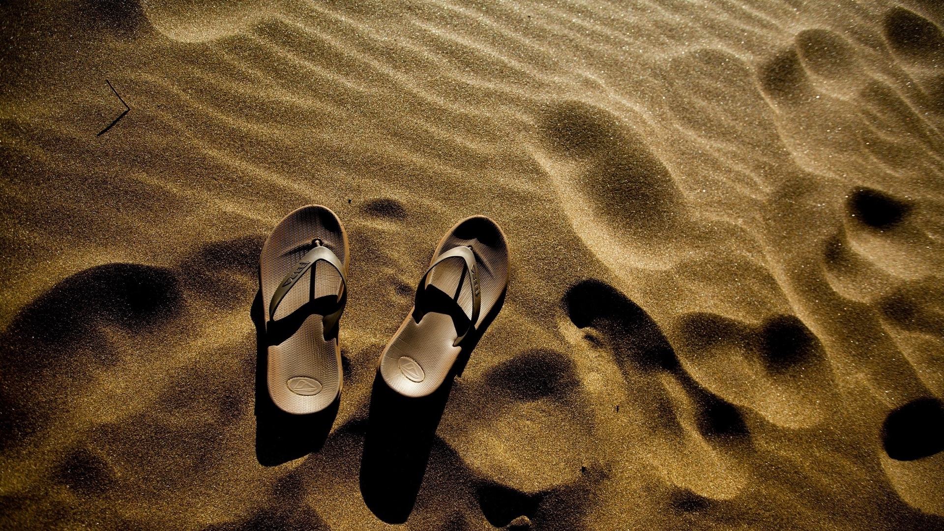 Wallpaper Flip Flops, Sand, Beach, Shade, Summer - Flip Flops - HD Wallpaper 
