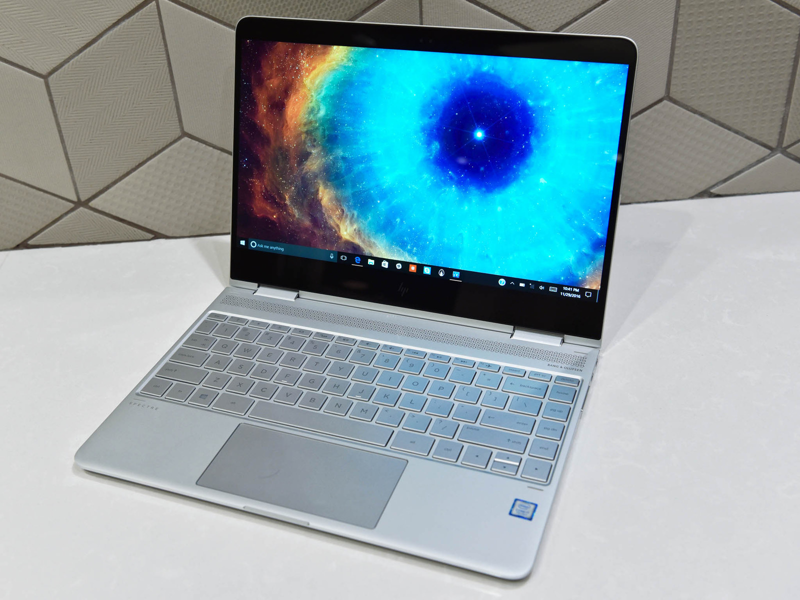 hp flat screen laptop