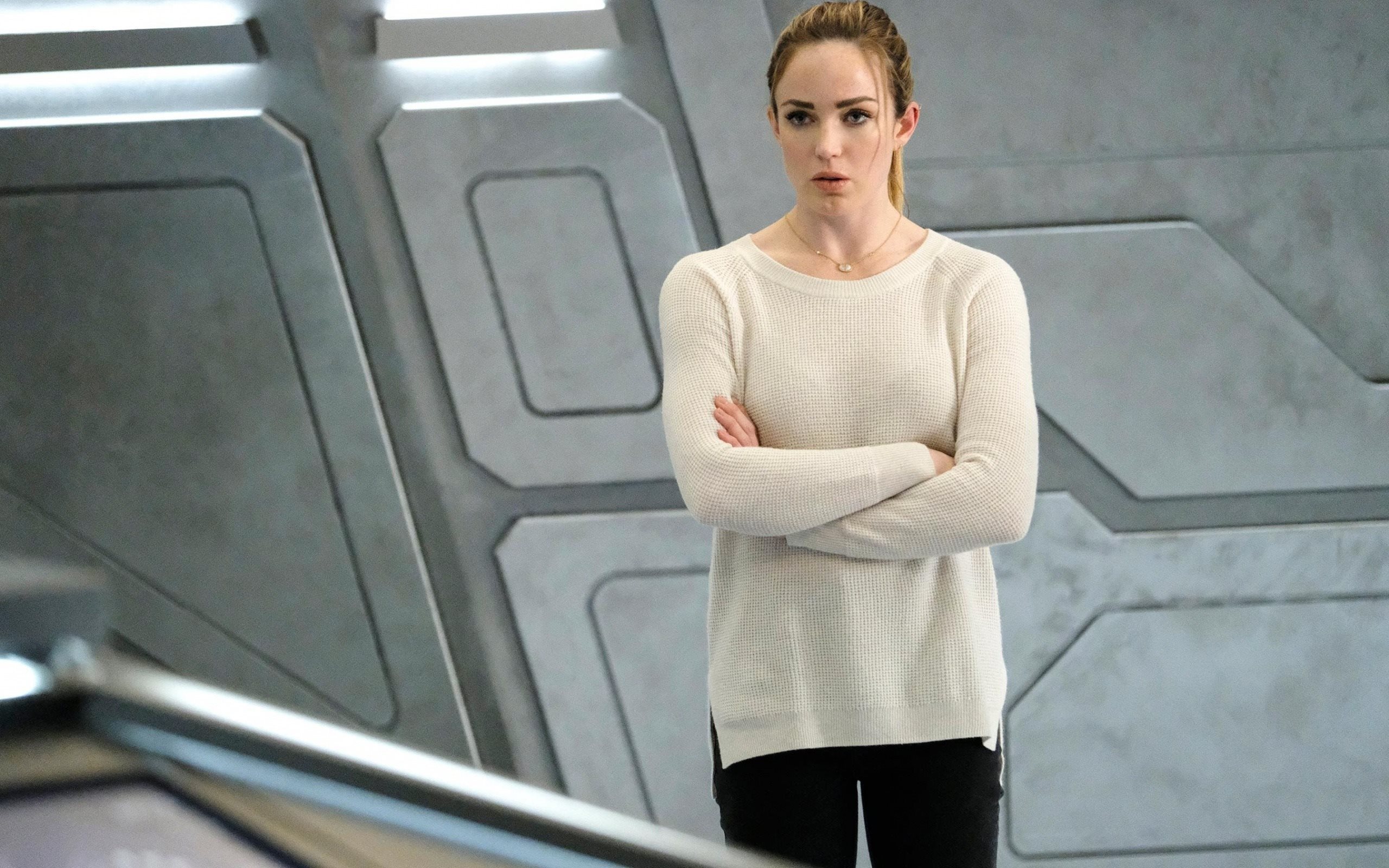 Legends Of Tomorrow, 2017, Tv Series, Caity Lotz, Black - Sara Lance Legends Of Tomorrow Aruba - HD Wallpaper 