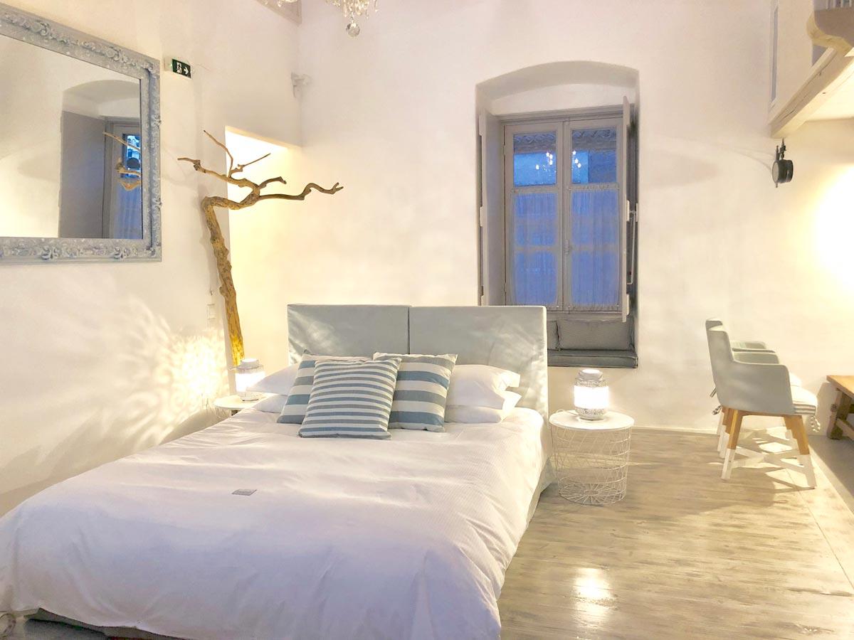 Casa Melenia Hydra - HD Wallpaper 