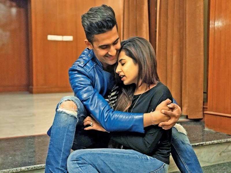 Cute Ravi And Sargun - 800x600 Wallpaper Cute Ravi And Sargun - 800x600 Wallpaper