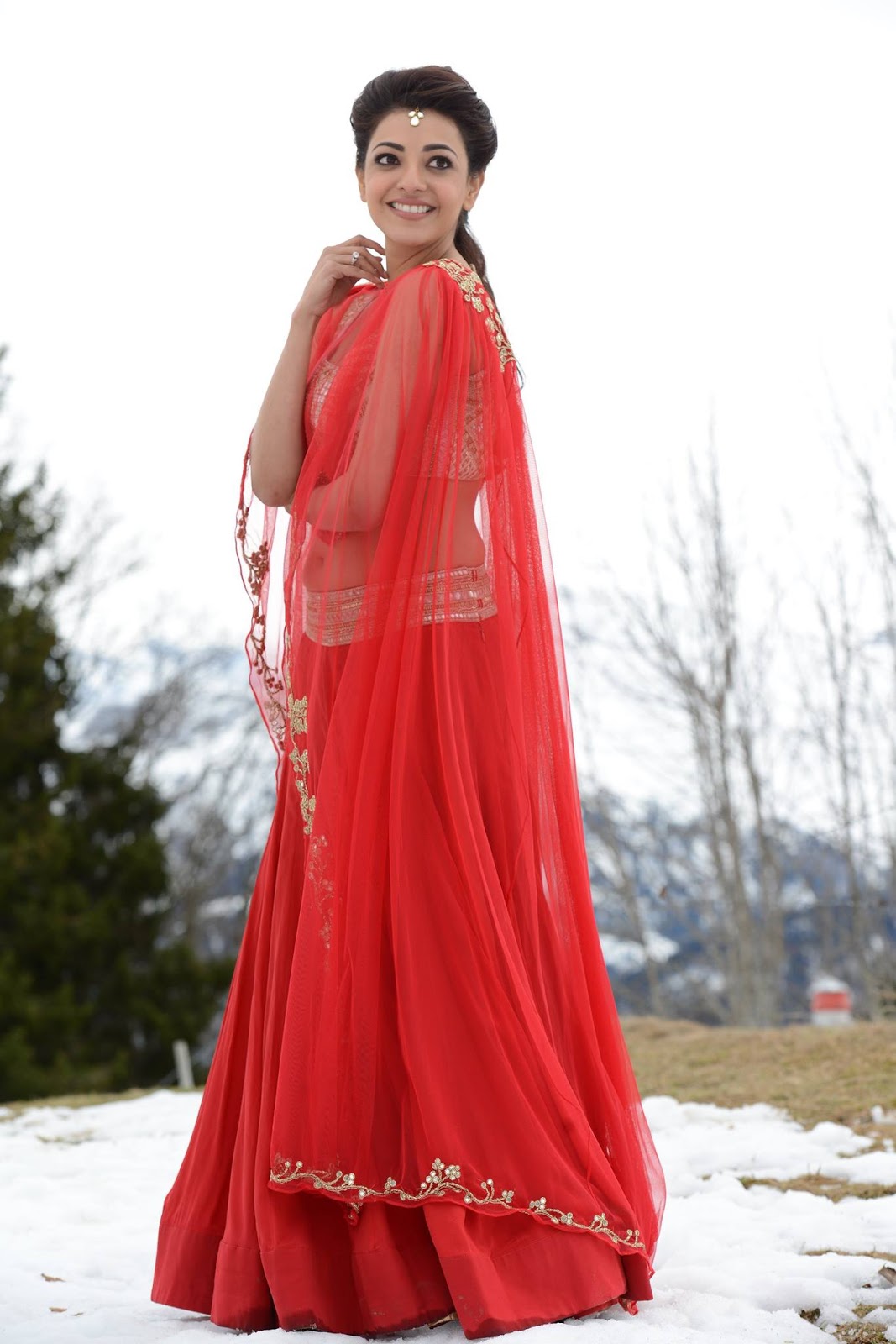 Kajal Sardar Gabbar Singh Movie - HD Wallpaper 