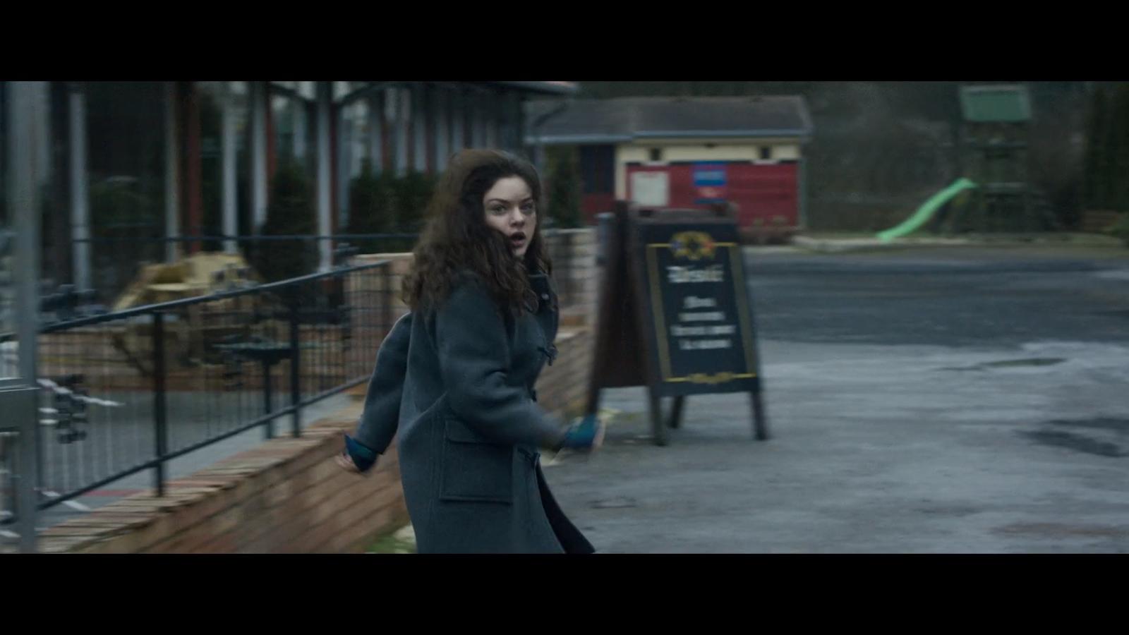 Odeya Rush The Hunter's Prayer - HD Wallpaper 