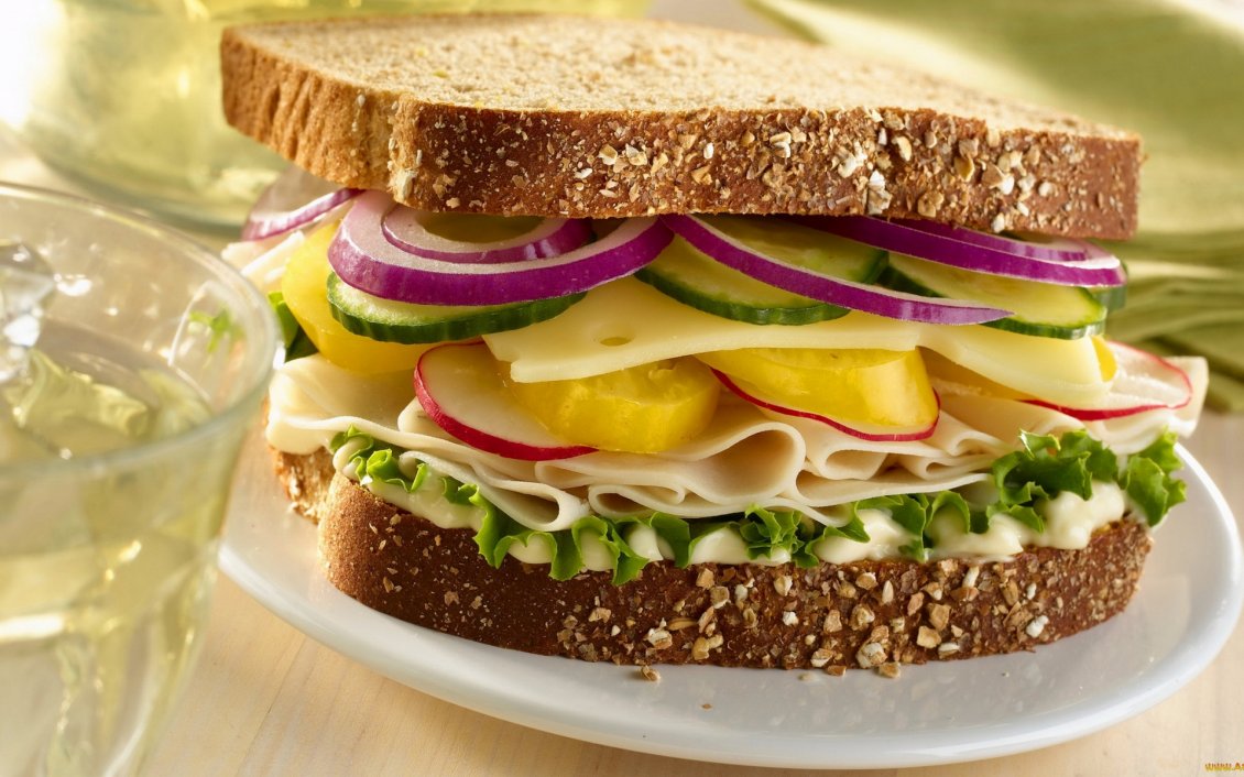 Download Wallpaper Sandwich Made ​​only Of Vegetable - Chicken Deli Sandwich  - 1130x706 Wallpaper 
