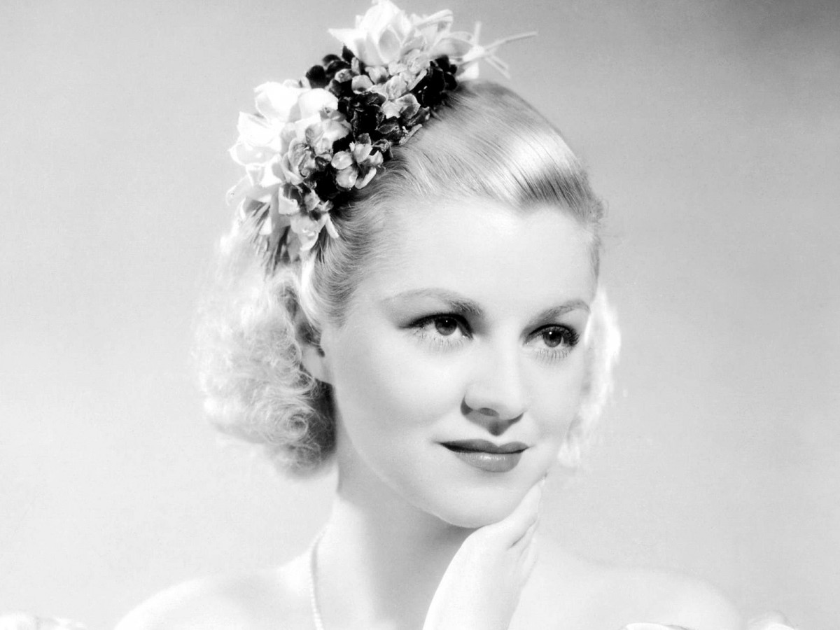 Pic - Claire Trevor - HD Wallpaper 