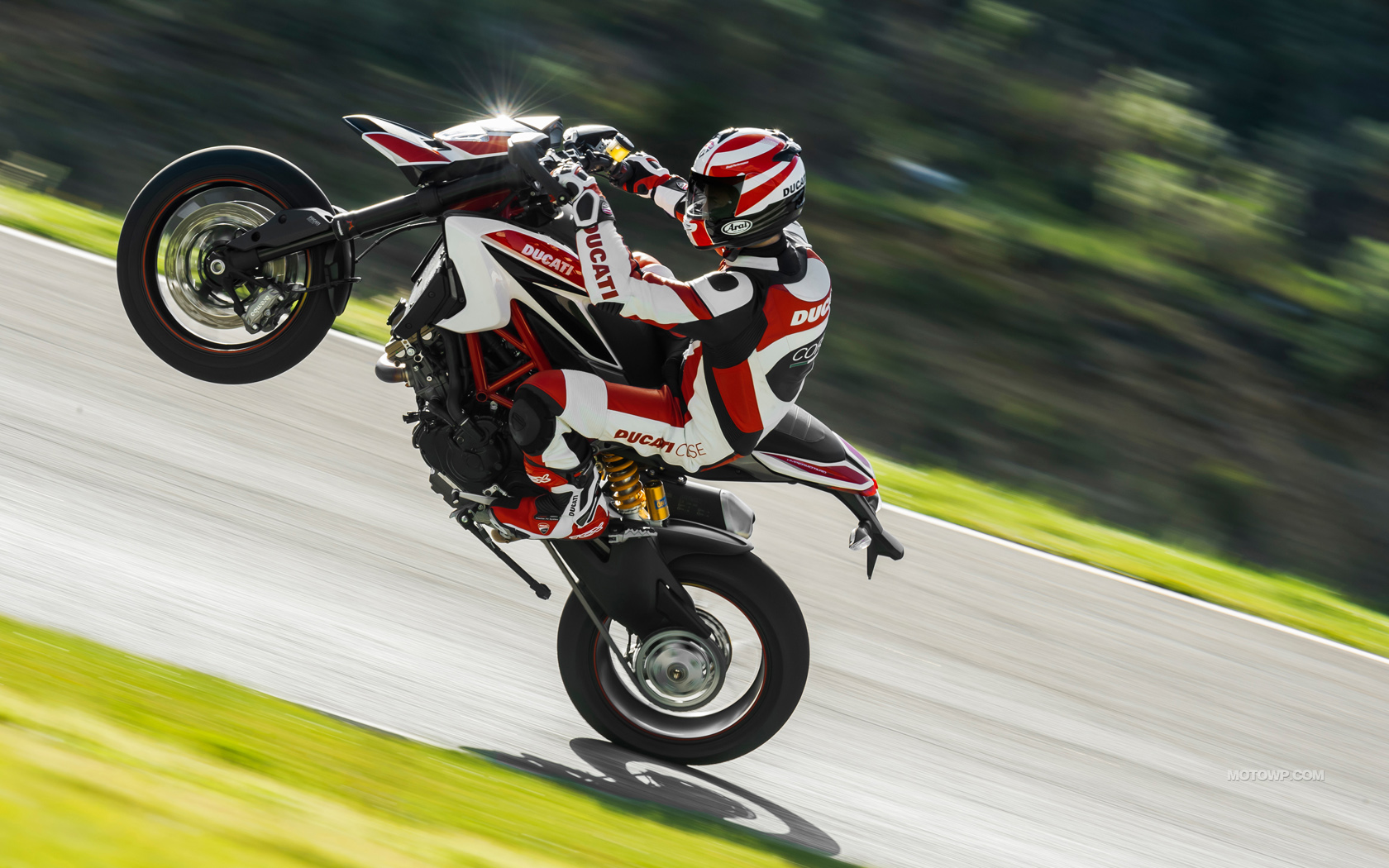 Ducati Hypermotard 4k - HD Wallpaper 