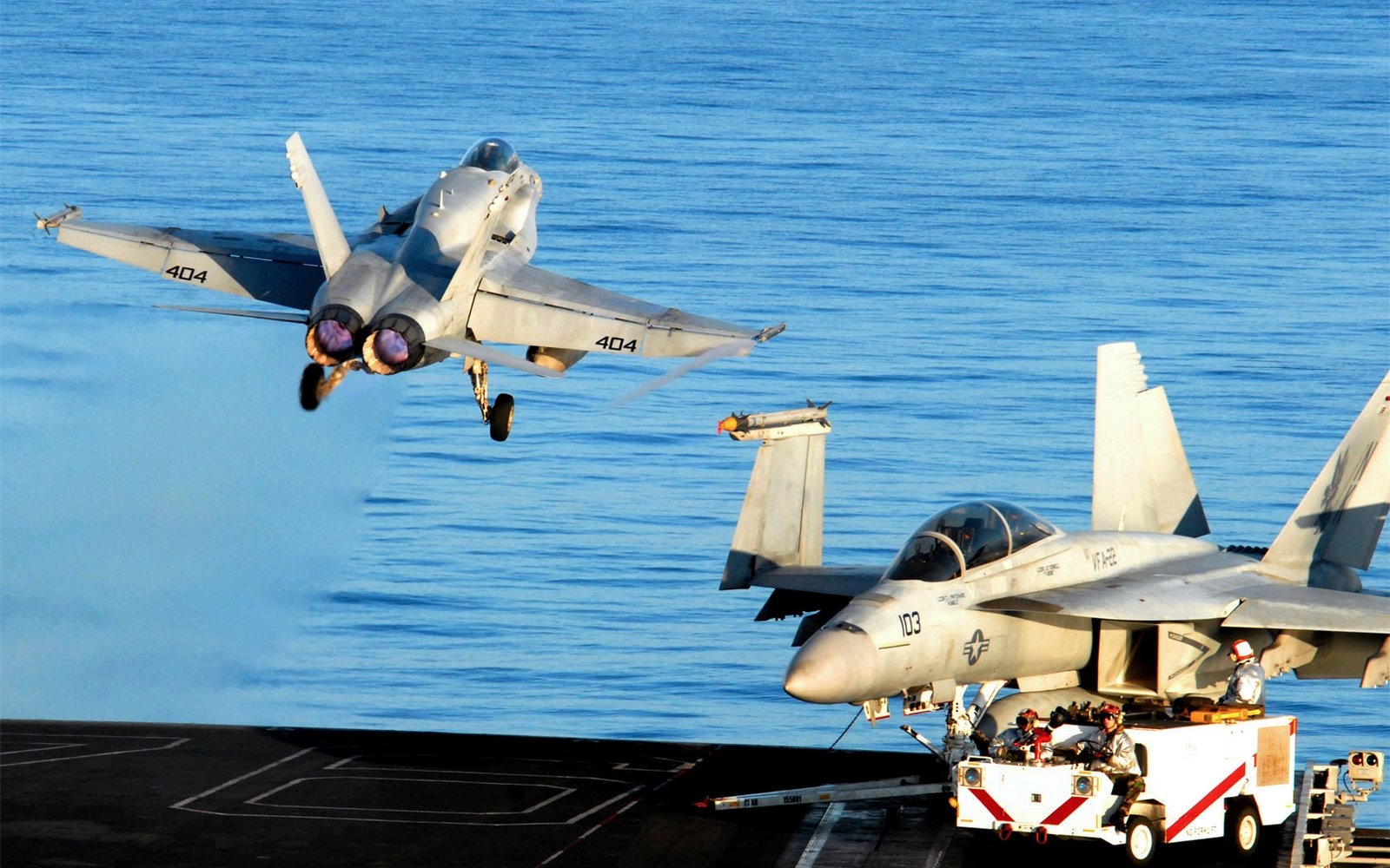 Mcdonnell Douglas F/a-18 Hornet - HD Wallpaper 