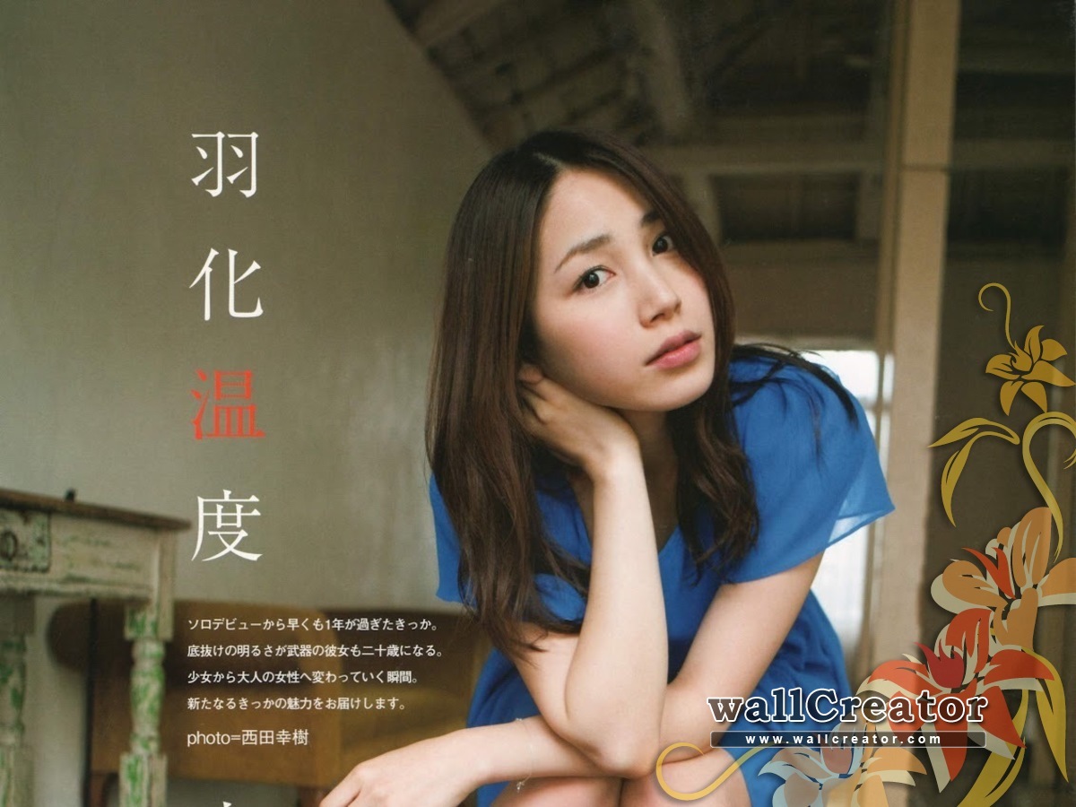 1600 / 900 Wallpaper - Girl - HD Wallpaper 