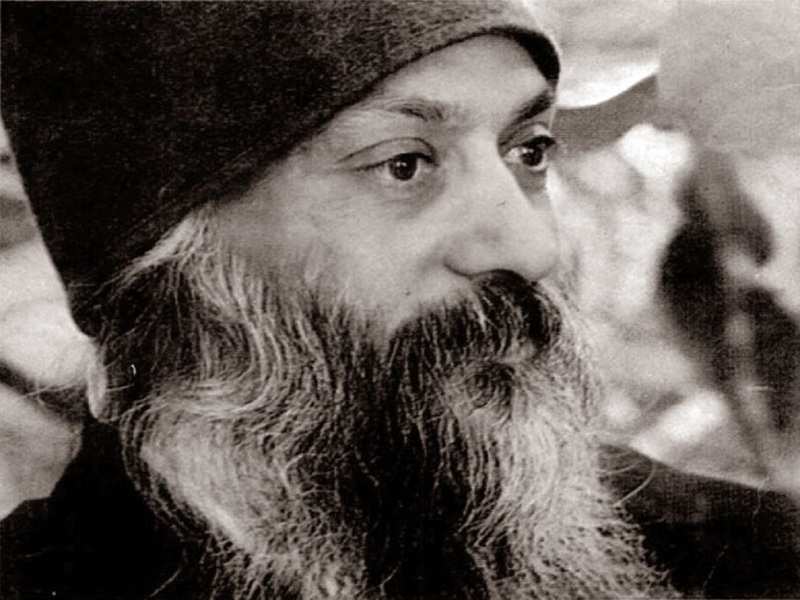 Bhagwan Shree Rajneesh Aka Osho - Osho On New Year 2020 - HD Wallpaper 