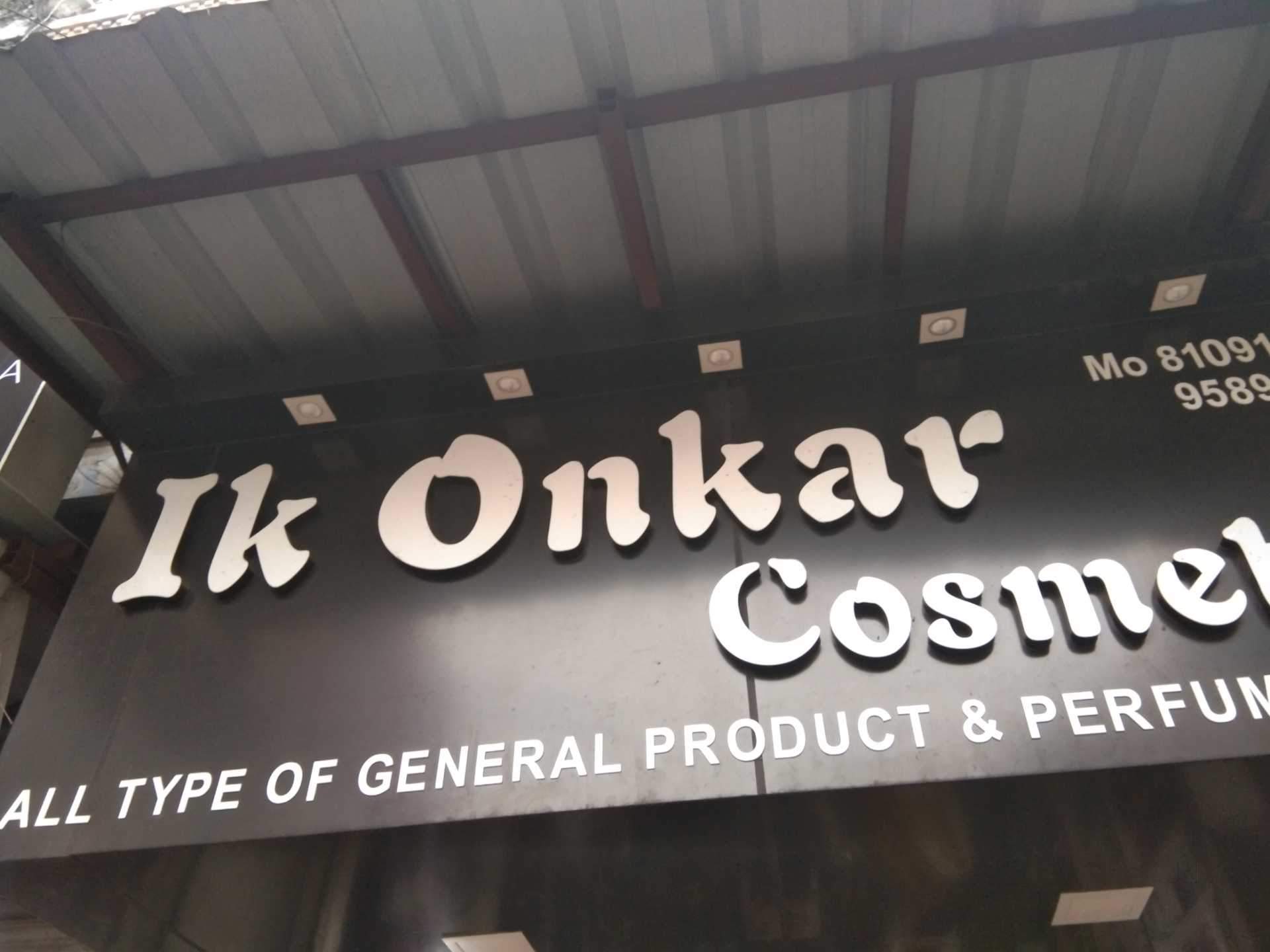 Signage - HD Wallpaper 