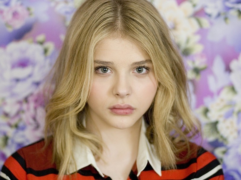 Chloe Moretz Wallpaper Hq - Chloë Grace Moretz Seria - HD Wallpaper 