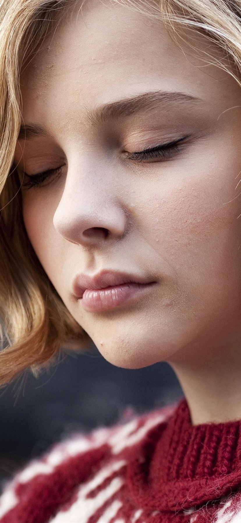 Chloë Grace Moretz Hq - HD Wallpaper 