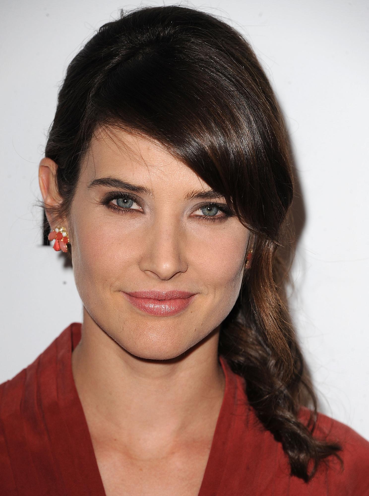 Cobie Smulders Vs - HD Wallpaper 
