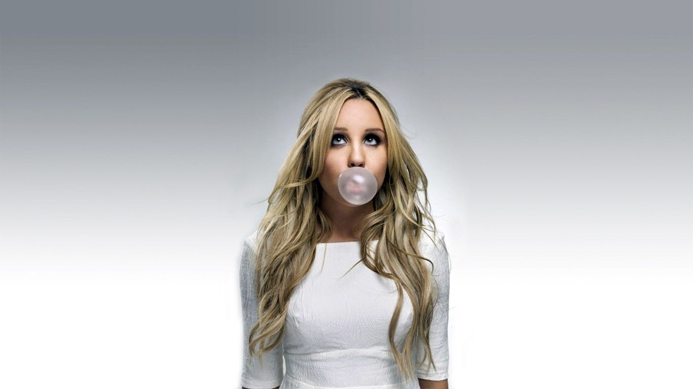 Amanda Bynes - HD Wallpaper 