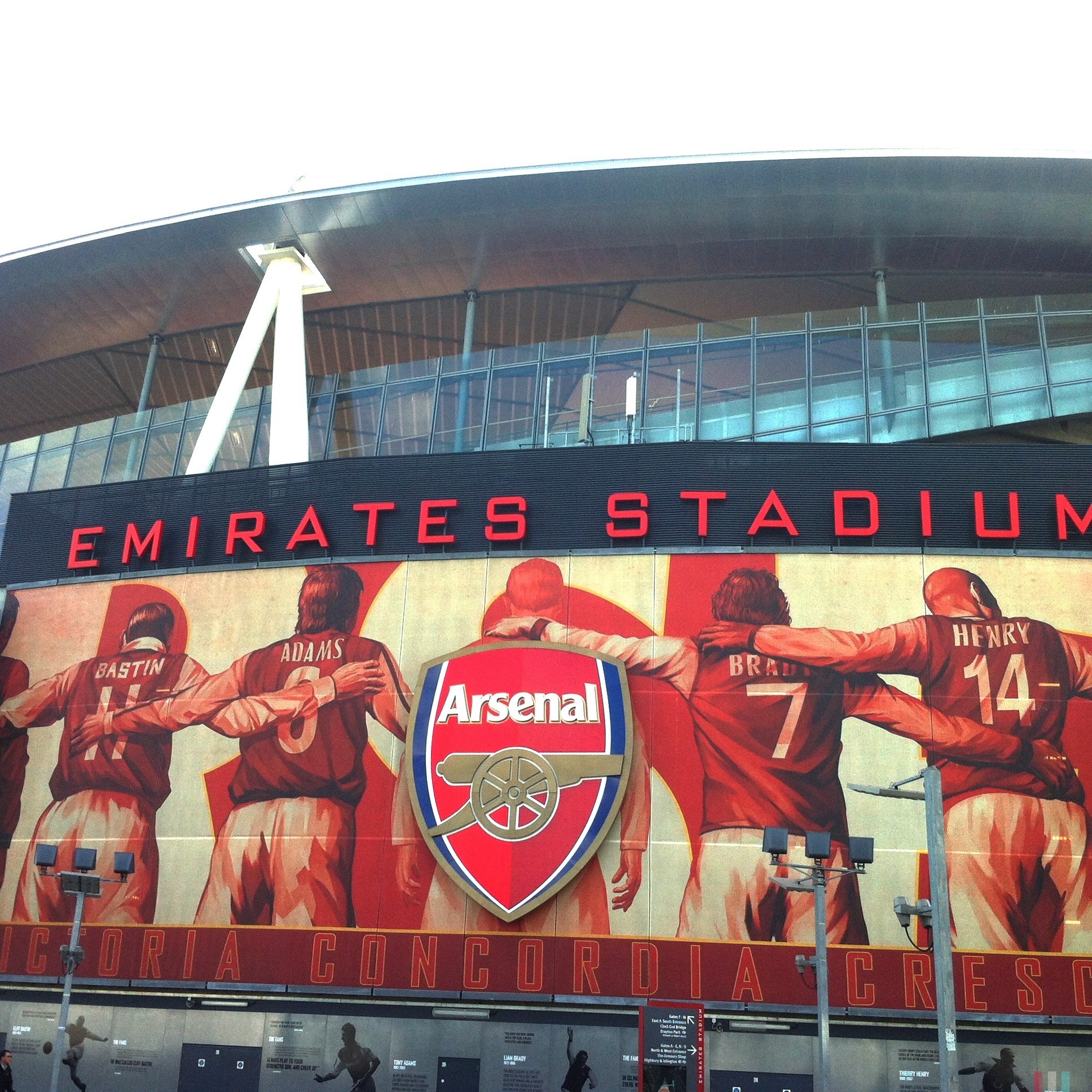 The Lamb Beer & Liquor - Emirates Stadium - HD Wallpaper 