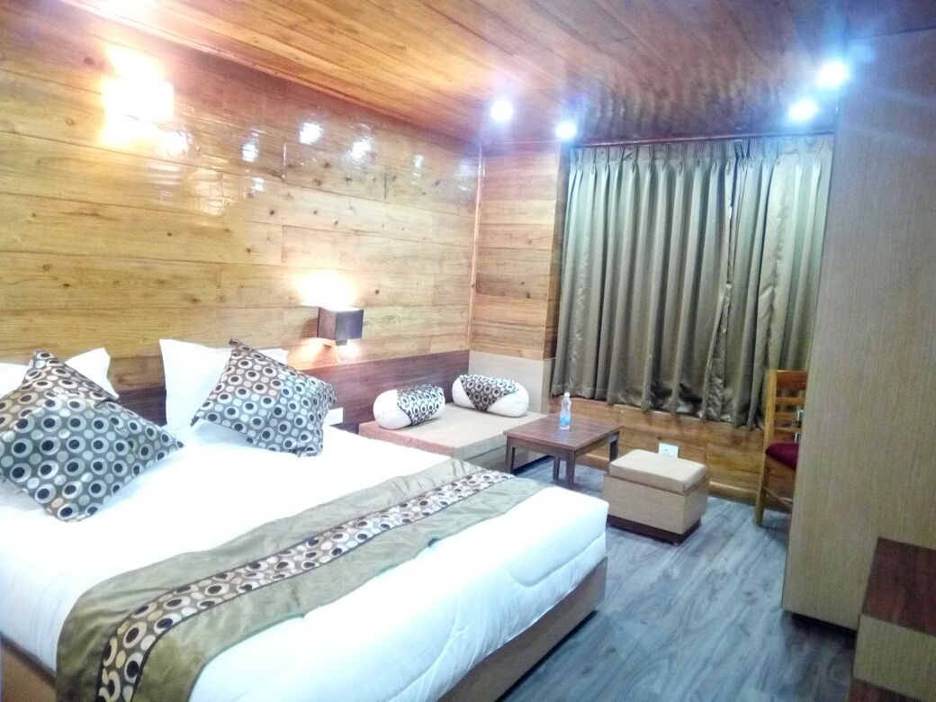 Hotel Shalom Palace Darjeeling - HD Wallpaper 