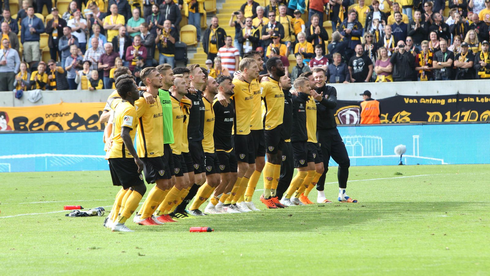 Soccer-specific Stadium - HD Wallpaper 