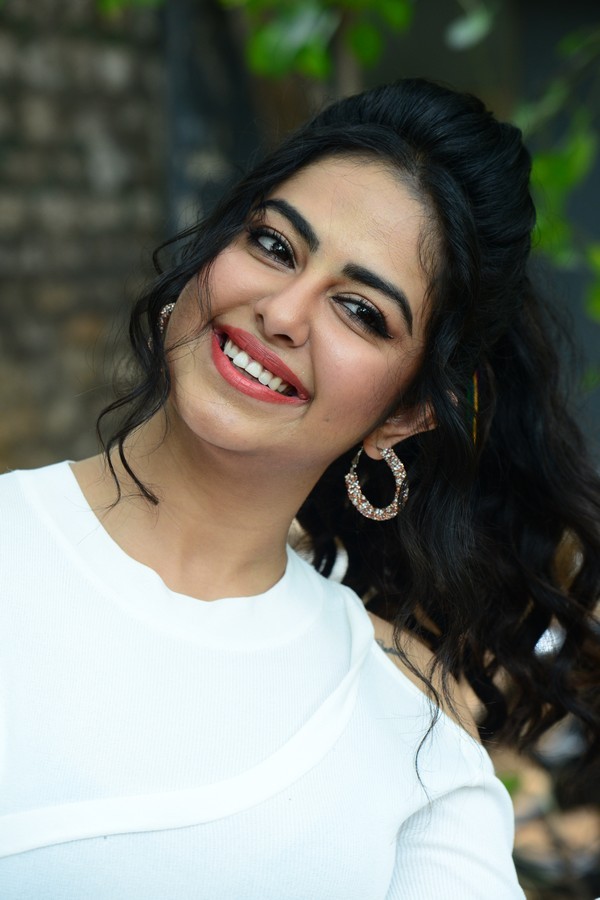Avika Gor 2019 Hot - HD Wallpaper 