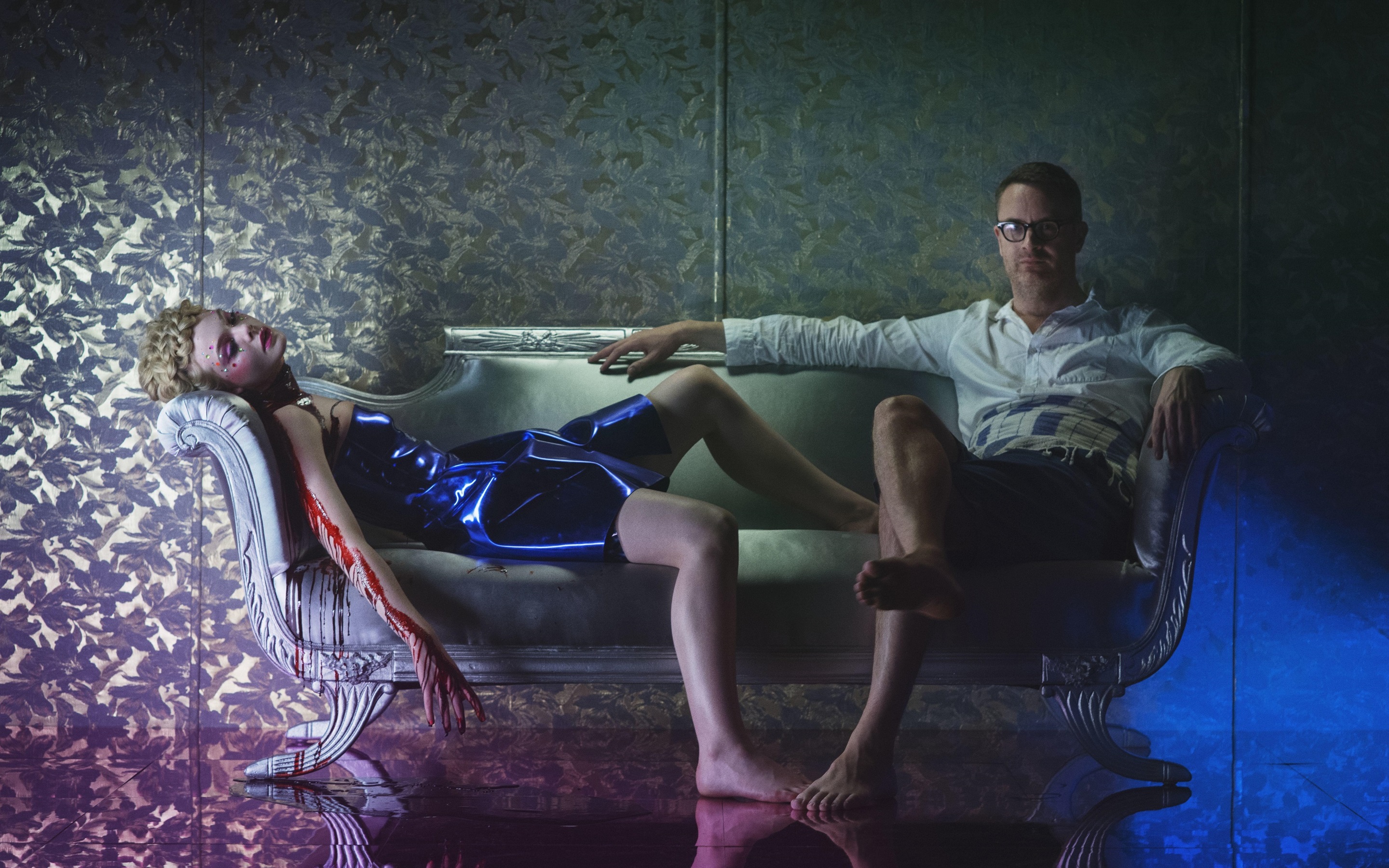 Wallpaper The Neon Demon, Elle Fanning, 2016 Movie - Neon Demon Wallpaper Hd - HD Wallpaper 