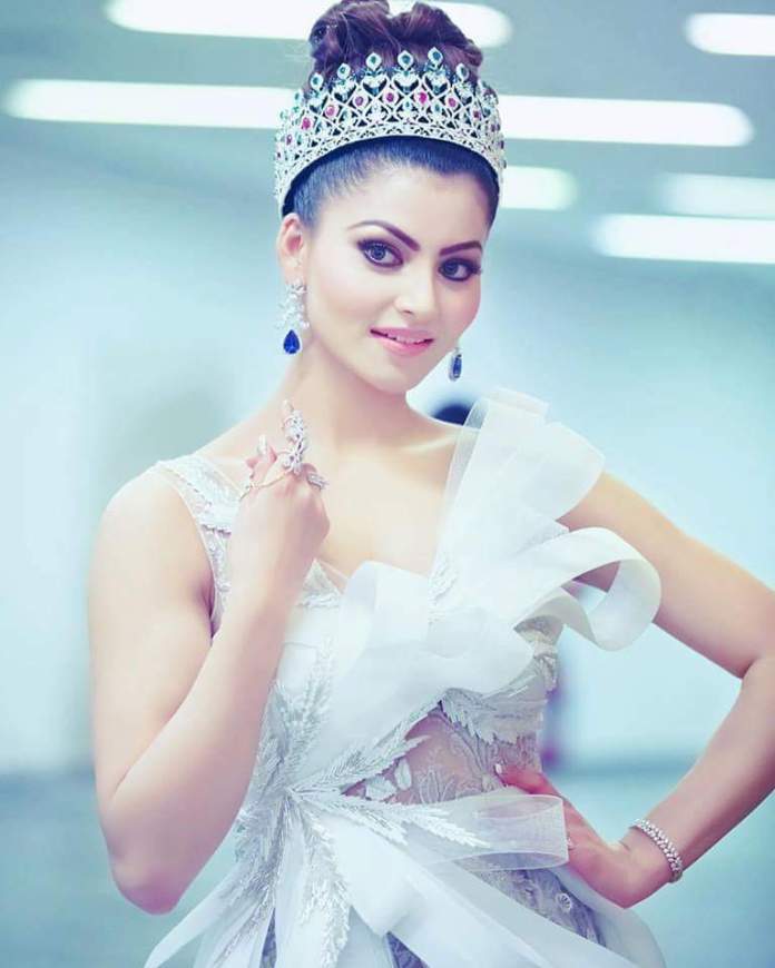 Urvashi Rautela Miss Diva 2015 - HD Wallpaper 