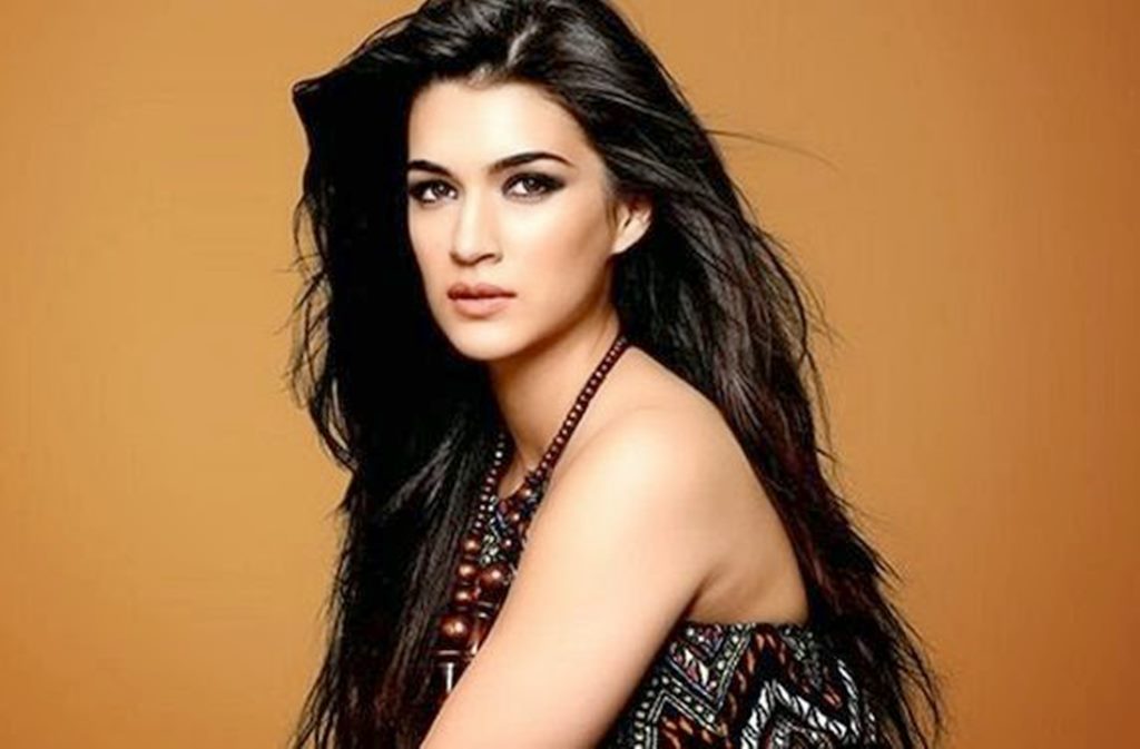 Kriti Sanon Hd Wallpaper - Kriti Sanon Ki - HD Wallpaper 