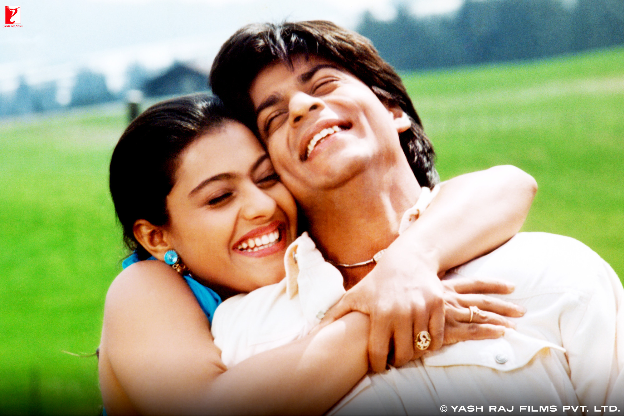 Dilwale Dulhania Le Jayenge Shahrukh Khan Kajol - 2000x1333 Wallpaper - Dilwale Dulhania Le Jayenge Shahrukh Khan Kajol - 2000x1333 Wallpaper -