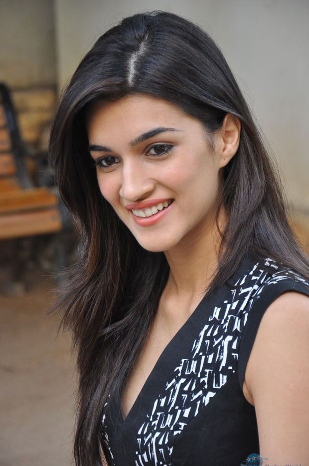 Kriti Sanon In Nenokkadine - HD Wallpaper 