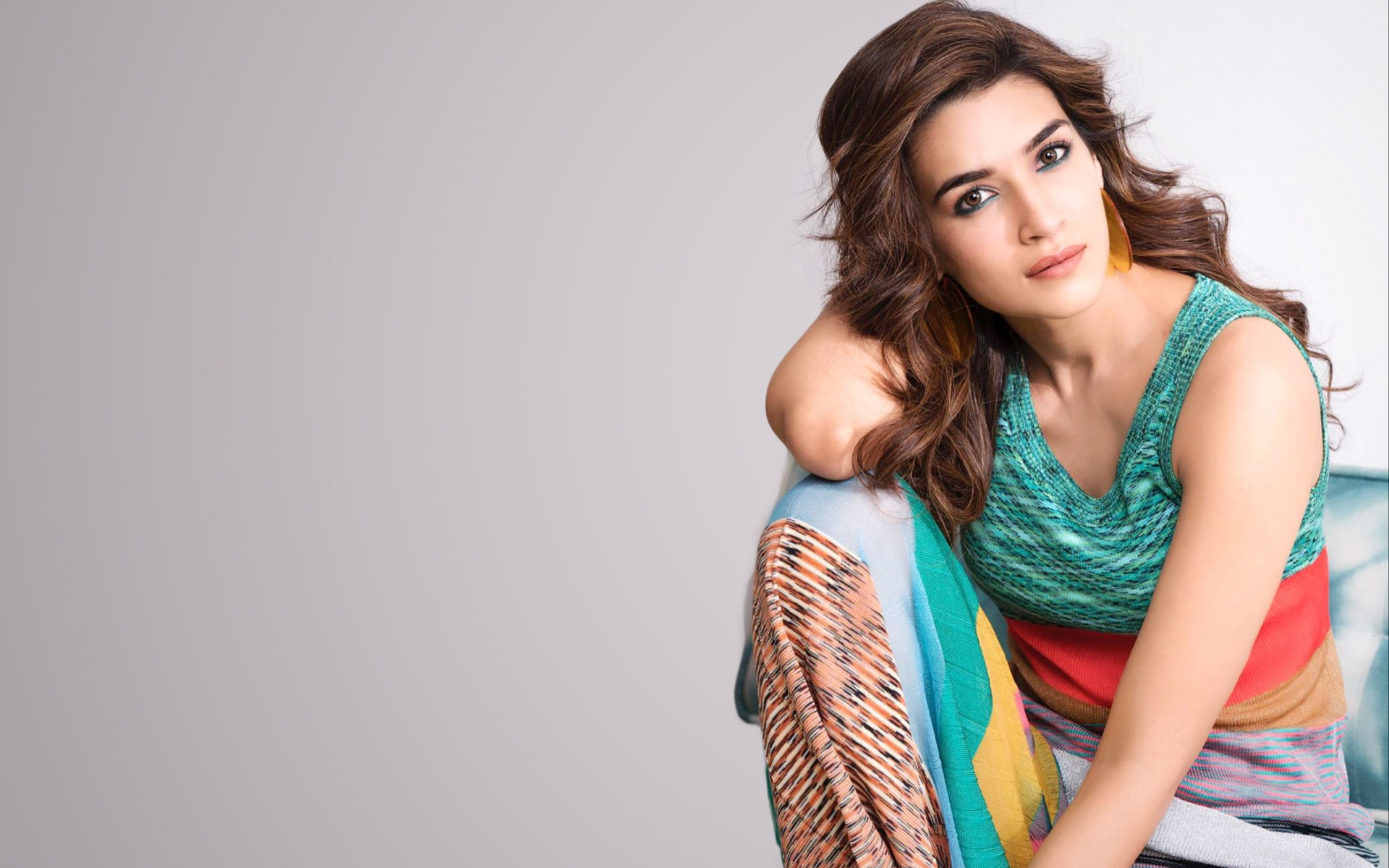 Kriti Sanon, Indian Actress, Photoshoot, Indian Fashion - Kriti Sanon Wallpapers Hd - HD Wallpaper 