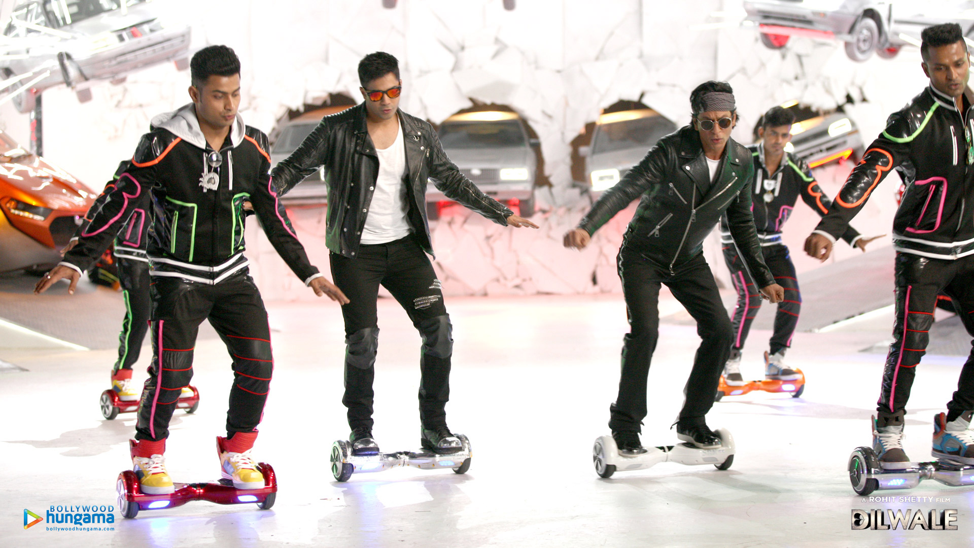 Dilwale - Dilwale Movie Hd Bollywoodhungama - HD Wallpaper 