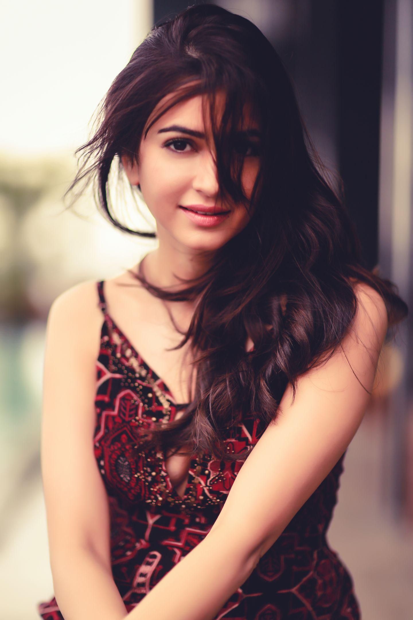 Kriti Kharbanda Image Hd - HD Wallpaper 