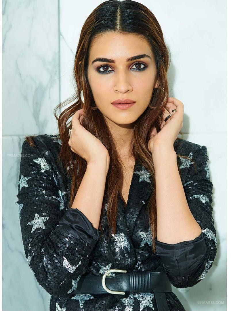 Kriti Sanon Hot Hd Photos & Wallpapers For Mobile (36079) - Happy Birthday Kriti Sanon - HD Wallpaper 