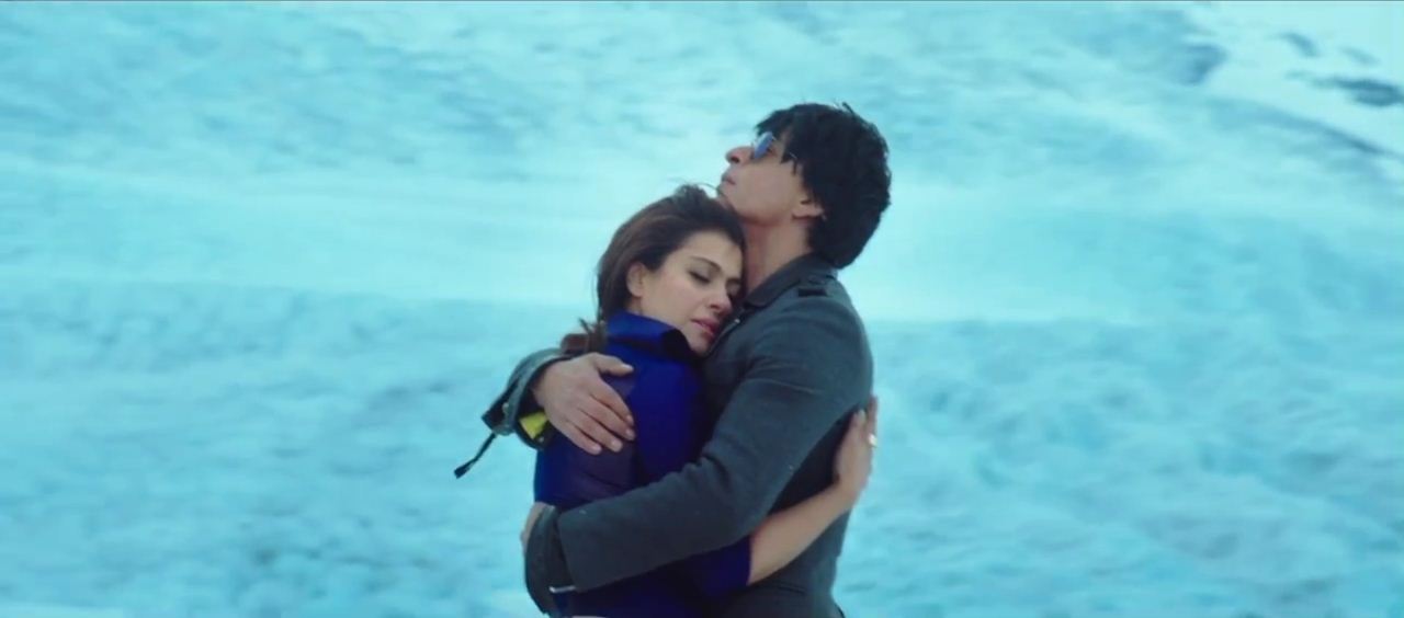 Srk Hug - HD Wallpaper 