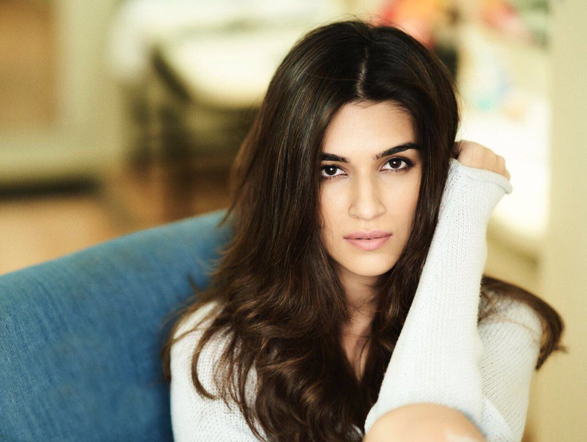 Kriti Sanon Photoshoot Avinash Gowariker - HD Wallpaper 