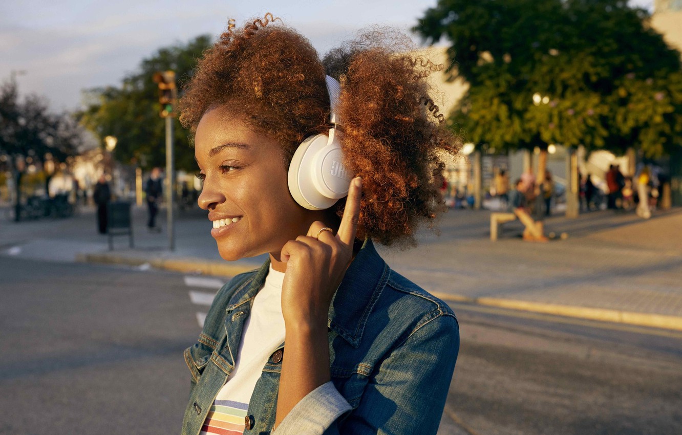 Photo Wallpaper Jbl, Wireless Noise Cancelling Headphones, - Jbl Live 500bt Blanc - HD Wallpaper 