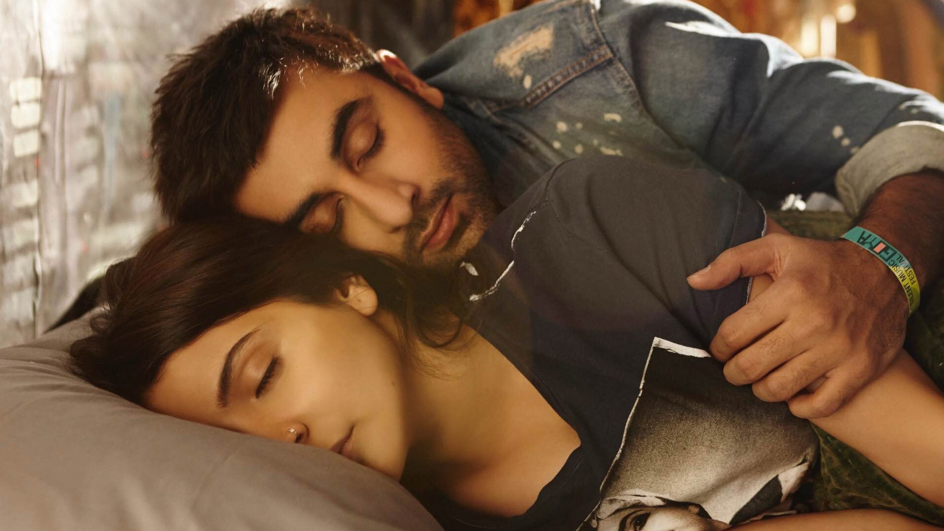 Ranbir Kapoor And Anushka Sharma Ae Dil Hai Mushkil - Ranbir Kapoor Anushka Sharma Romance - HD Wallpaper 