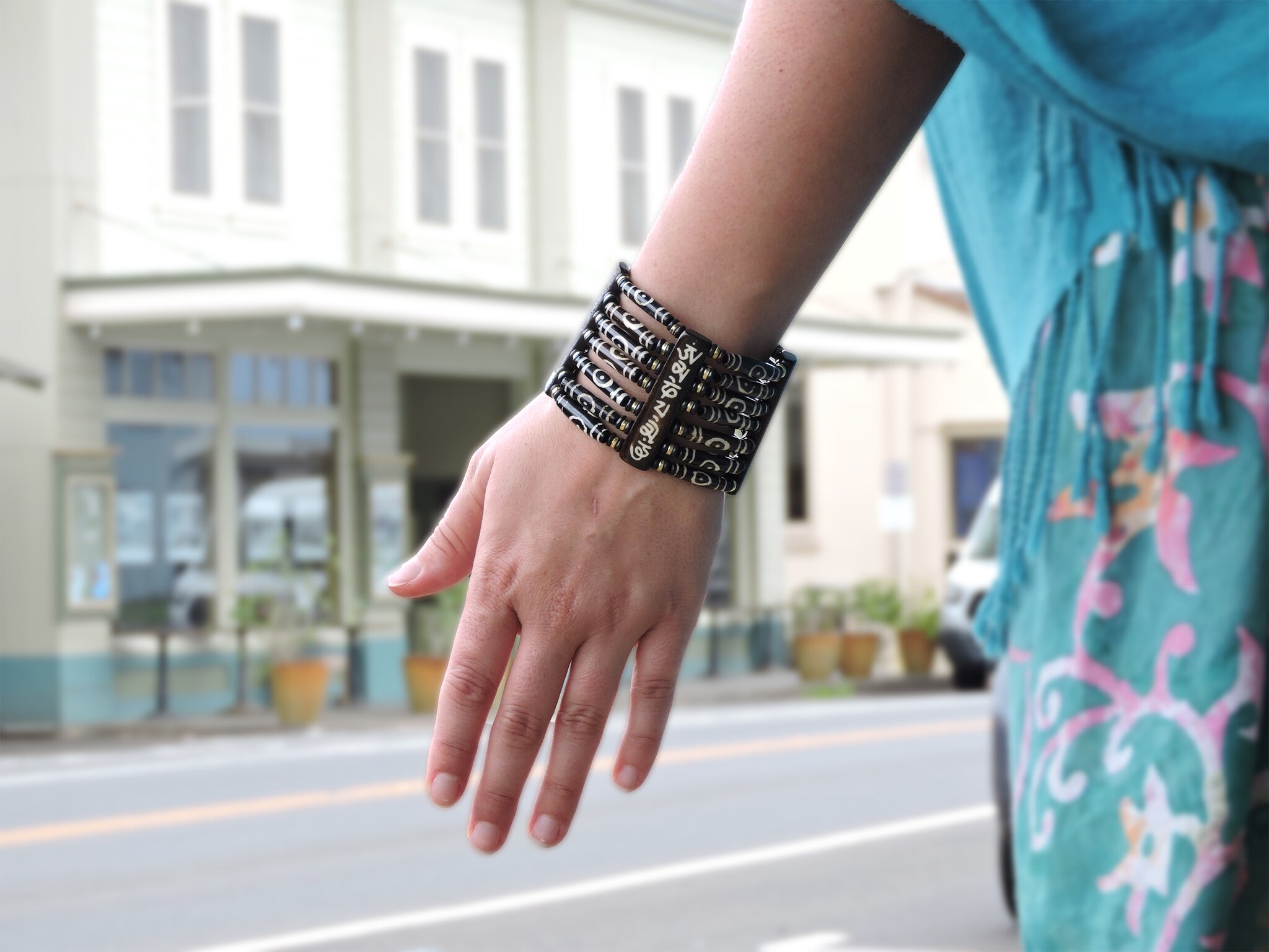 Om Mani Padme Hum Wallpaper - HD Wallpaper 