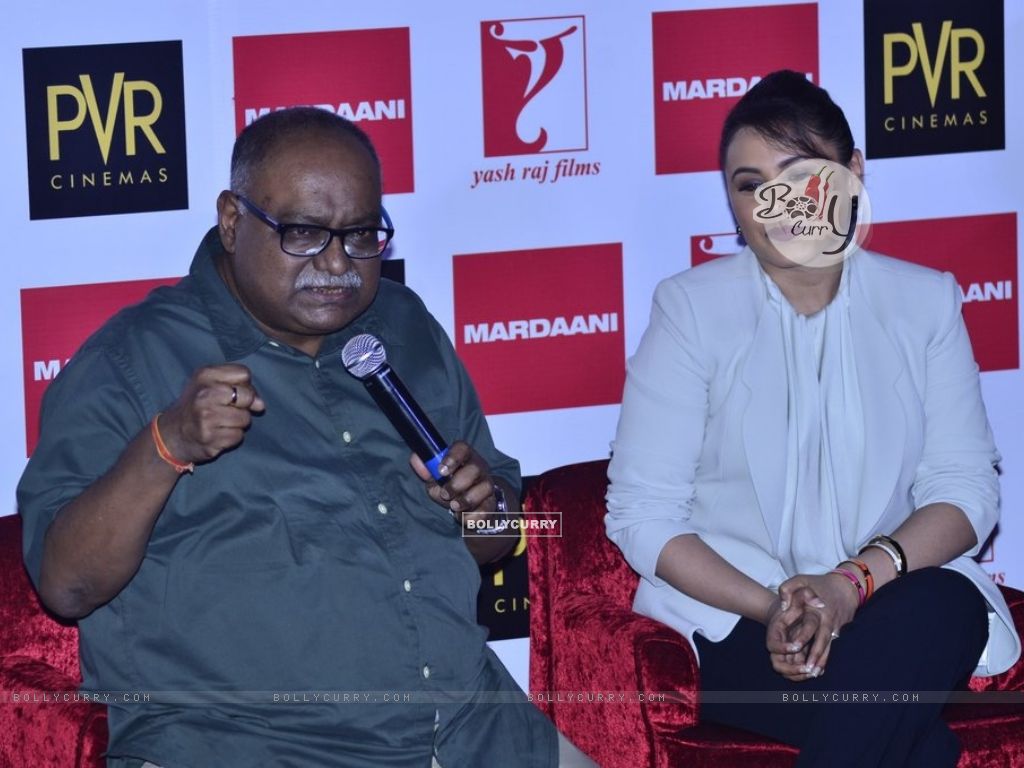 Pradeep Sarkar Addresses The Media At The Launch Of - Event - HD Wallpaper 