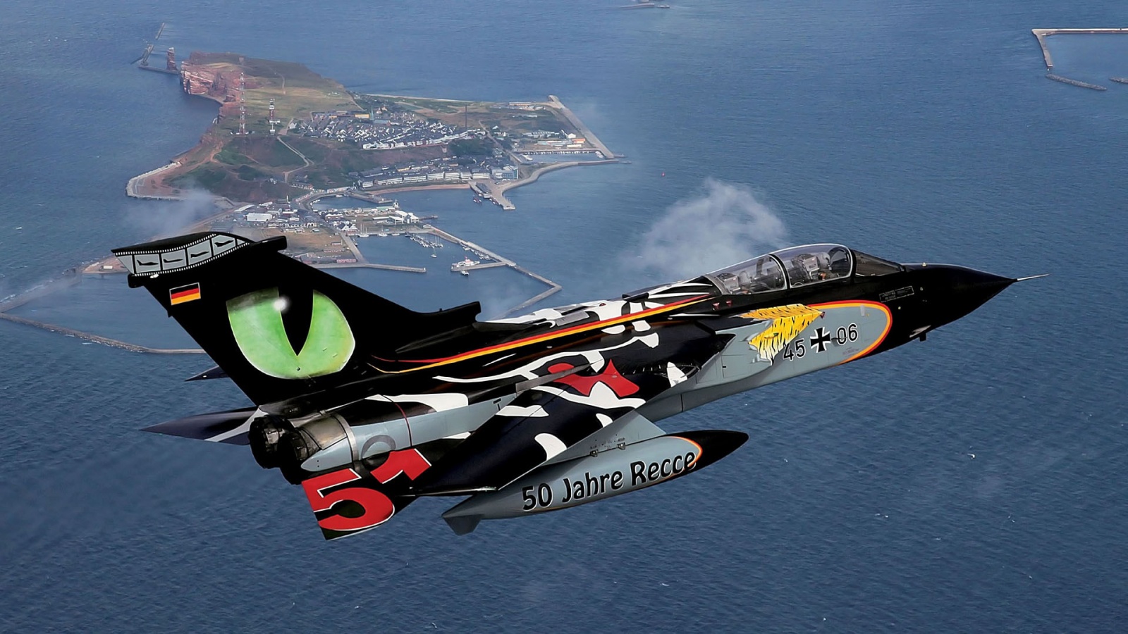 Tornado Tigermeet Eye Tiger Aircraft - Tornado Tigermeet - HD Wallpaper 
