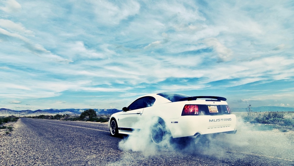 Ford Mustang, Coupe, Mustang, Rechange, Road, Burnout - Led Car Radio Touch Screen - HD Wallpaper 