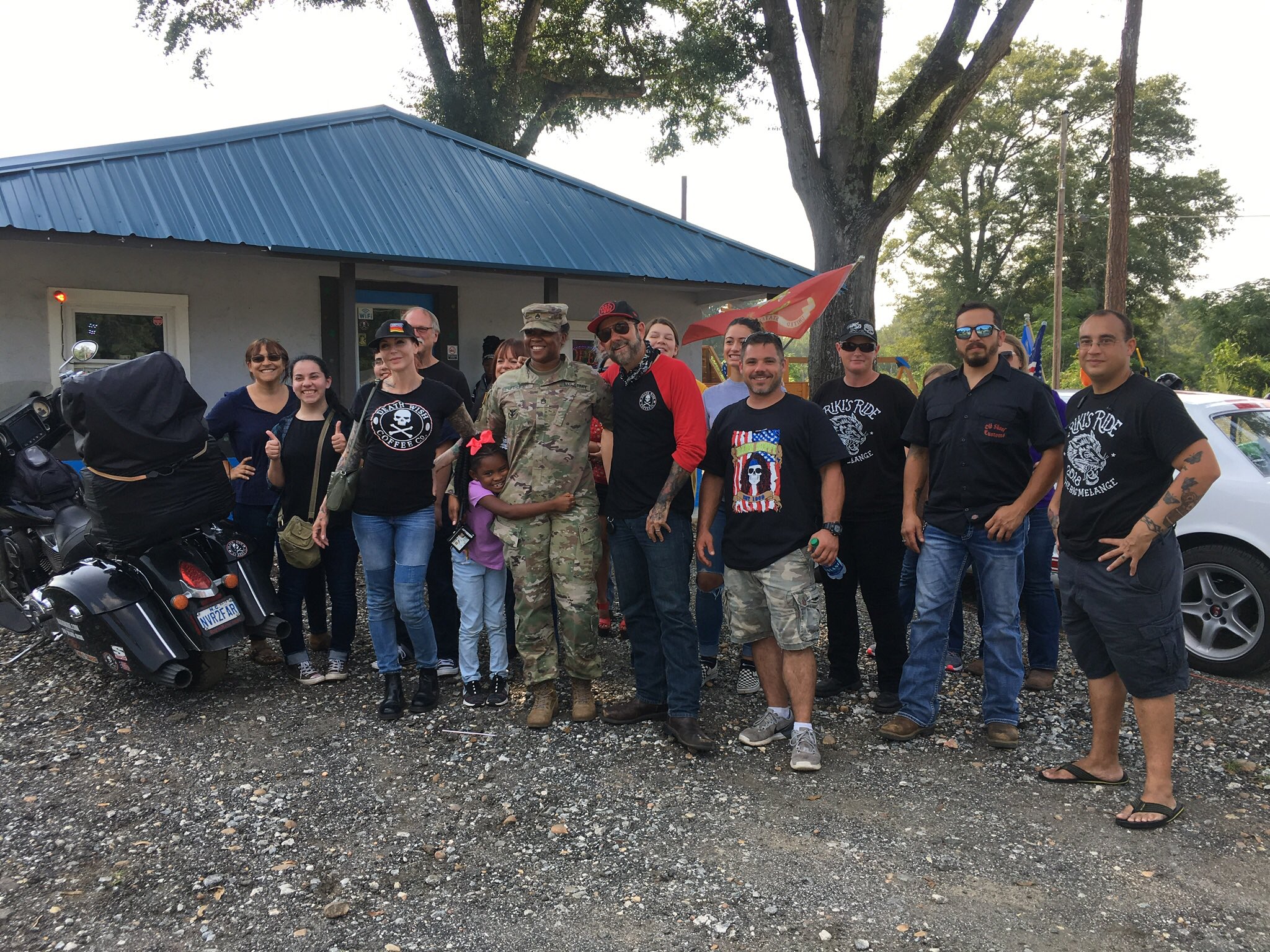 Riki Rachtman Lea Vendetta - HD Wallpaper 