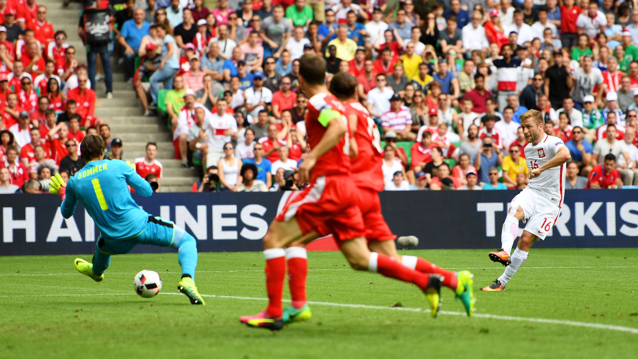 Jakub Blaszczykowski Has Been A Talisman For Poland - Jakub Błaszczykowski - HD Wallpaper 