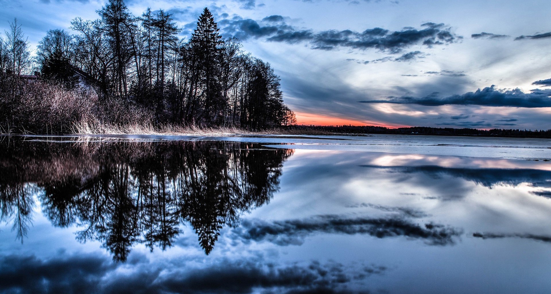 Frozen River - HD Wallpaper 