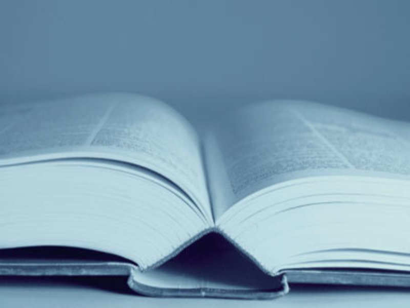 Contradictions In The Gita Helps One To Think - Book - HD Wallpaper 